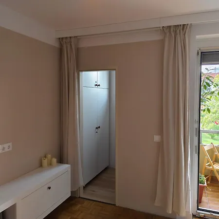 Gruenerbalkon * Κλάγκενφουρτ