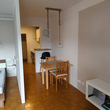 Gruenerbalkon Apartament