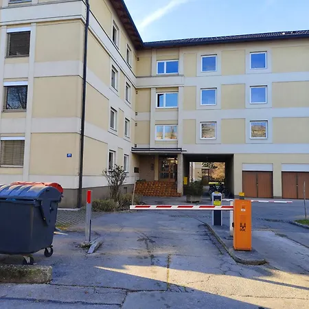 Gruenerbalkon Apartment Klagenfurt am Woerthersee